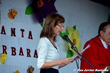 Santa Bárbara luce manto nuevo en la procesión de Lomo Catela (Foto Francisco Javier Santana)